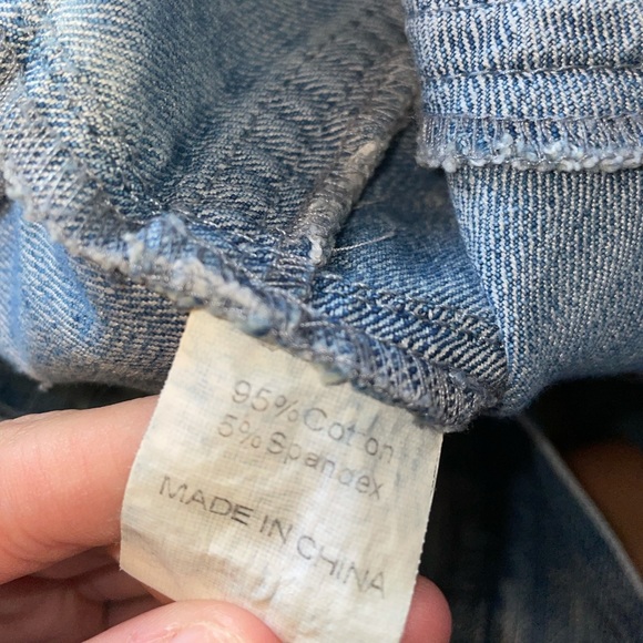 Black Floral Embroidered Jeans - Picture 6 of 8